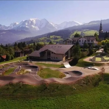 Classified Comfort View On Aravis